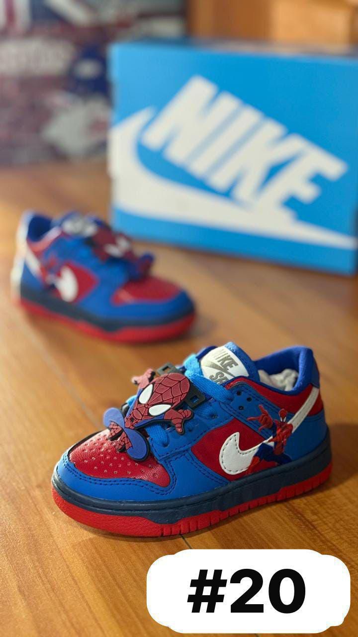 NUEVO DUNK KIDS PERSONAJE